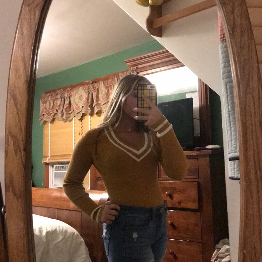 70s looking top